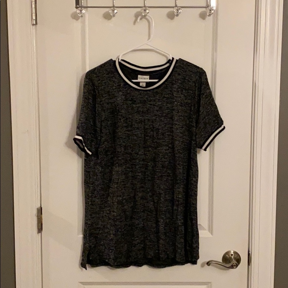 Ava & Viv top